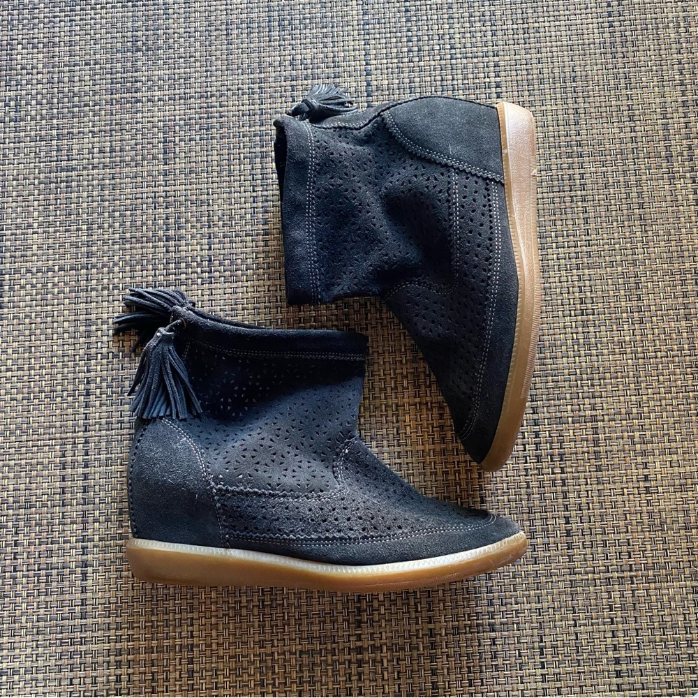 ISABEL MARANT Basley black perforated suede boots - Picture 2 of 7